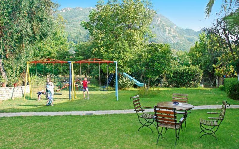 Poseidon Apartments Agios Gordios  Eksteriør billede