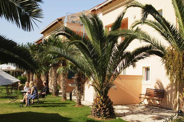 Poseidon Apartments Agios Gordios  Eksteriør billede