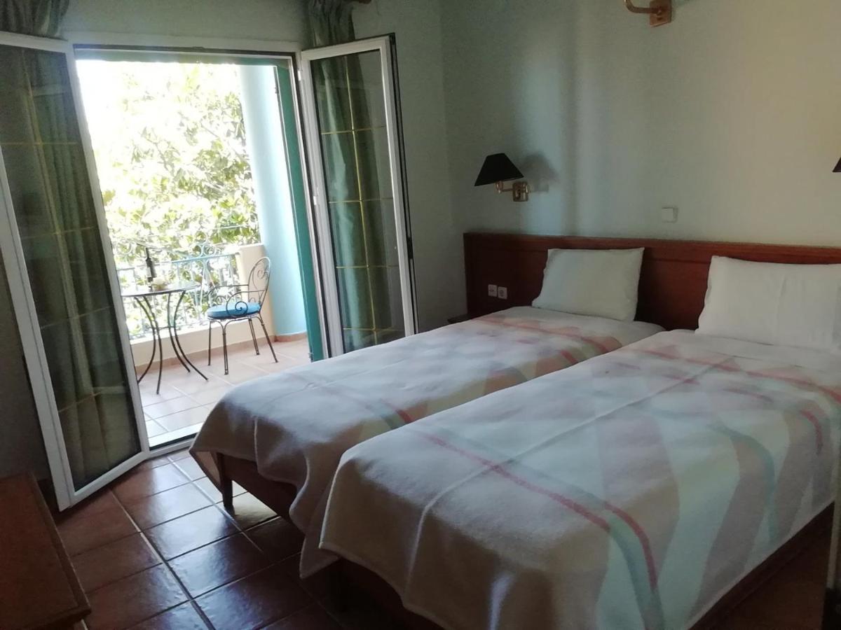 Poseidon Apartments Agios Gordios  Eksteriør billede